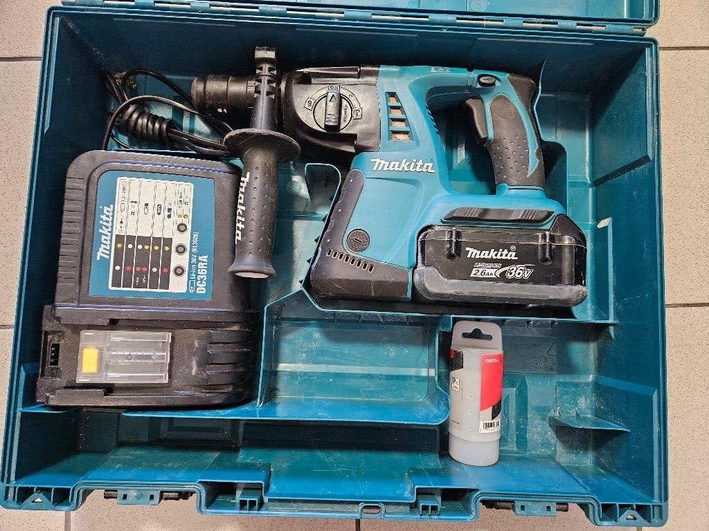 Perceuse à percussion Makita 36 V et fonction burin, 600 watts ou plus, Comme neuf, Enlèvement, Mécanisme de percussion