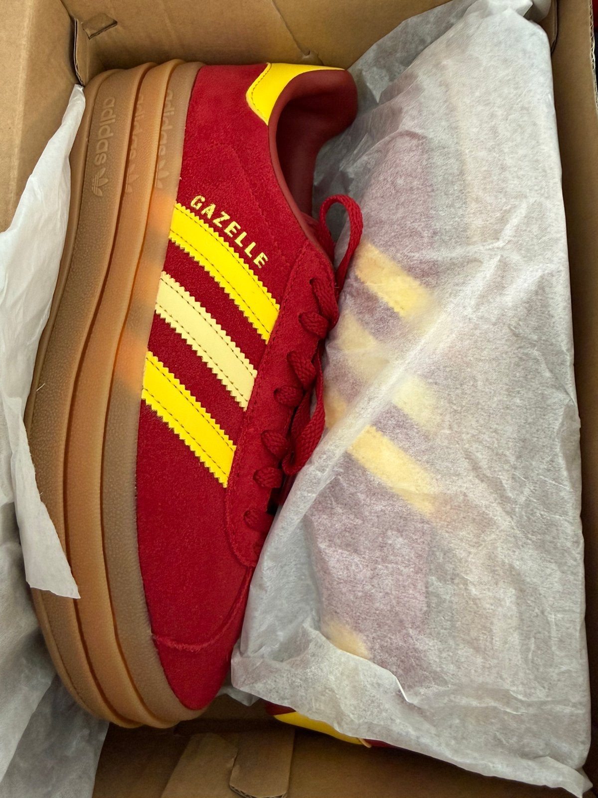 Nieuwe Gazelle Bold sneakers, Kleding | Dames, Schoenen, Ophalen, Nieuw, Sneakers, Rood