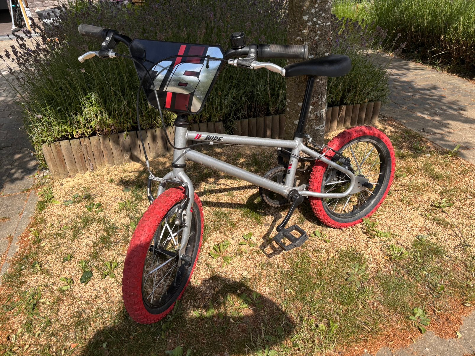 BMX grijs/rood kinderen 5-7j, Fietsen en Brommers, Ophalen, Gebruikt, 16 inch, Handrem