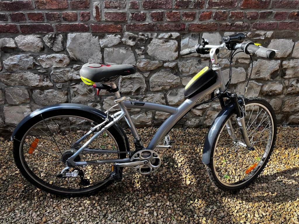Vélo adolescent mixte BTWIN, Vélos & Vélomoteurs, Comme neuf
