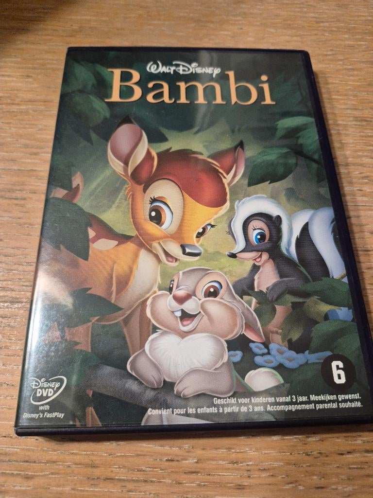 Dvd Bambi (Disney) nummer 5, Tekenfilm, Amerikaans, Ophalen of Verzenden, Zo goed als nieuw