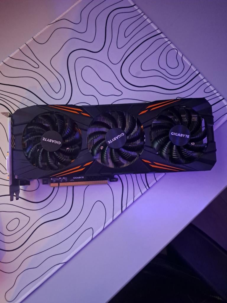 Grafische kaart gtx1070ti 8gb, Ophalen