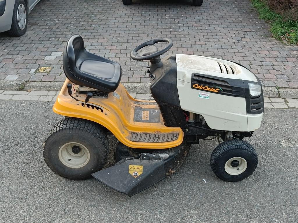 Tondeuse autoportée Cub Cadet CC 714 TF, Cub cadet, Fonction de mulching, Enlèvement, Utilisé