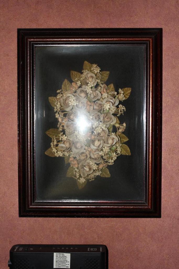 Kader met gedroogde bloemen, Ophalen