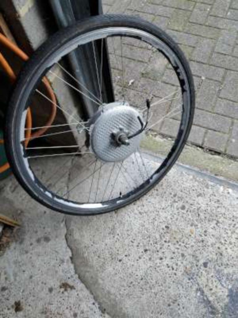 Wiel E-bike Trek 700, Vélos & Vélomoteurs, Enlèvement, Utilisé