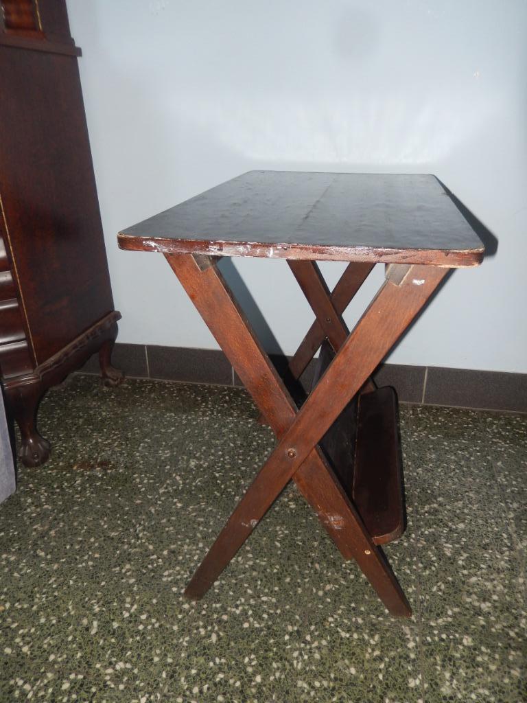 klein houten tafeltje te herschilderen, Huis en Inrichting, Ophalen, Gebruikt, 75 cm of meer, 60 cm of meer