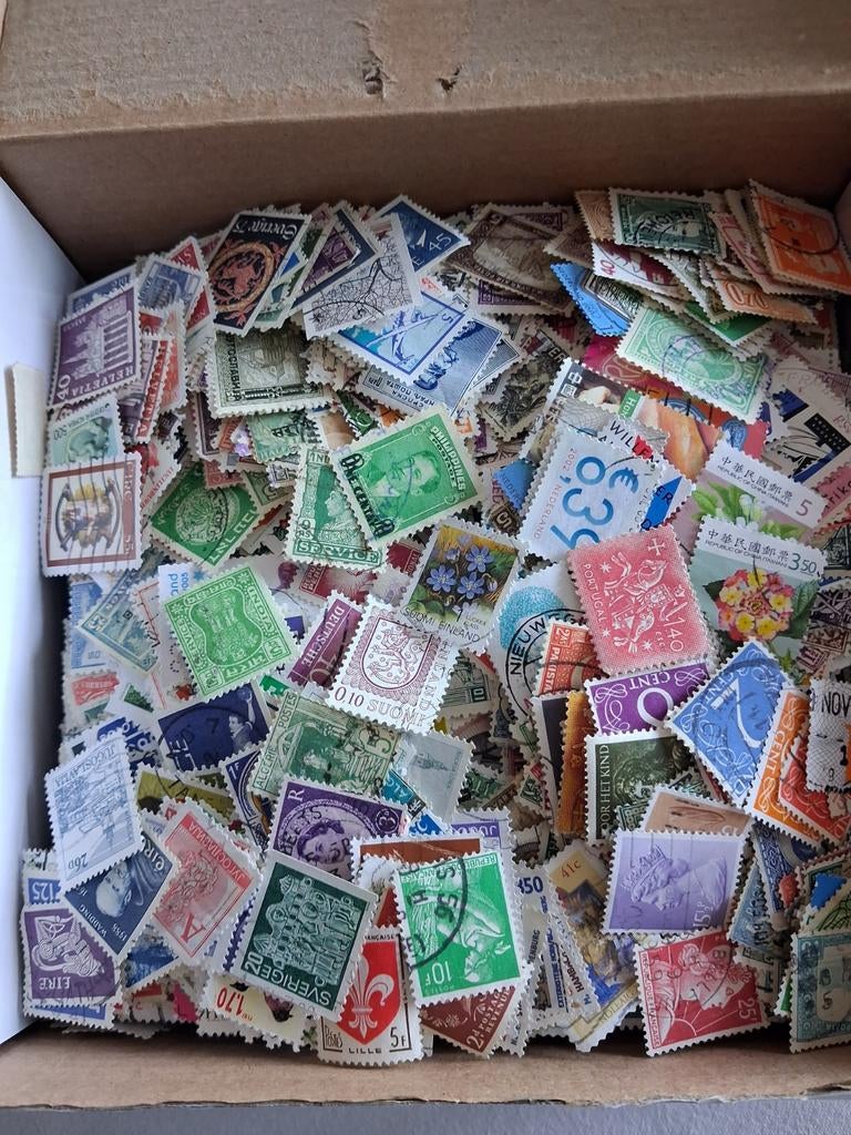 Monde : petit format de 500 grammes Terminé, Enlèvement ou Envoi