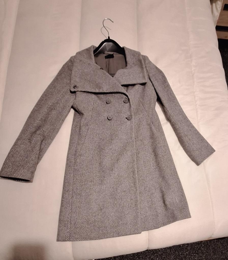 Grijze jas van Benetton, Kleding | Dames, Ophalen, Benetton, Zo goed als nieuw, Maat 34 (XS) of kleiner