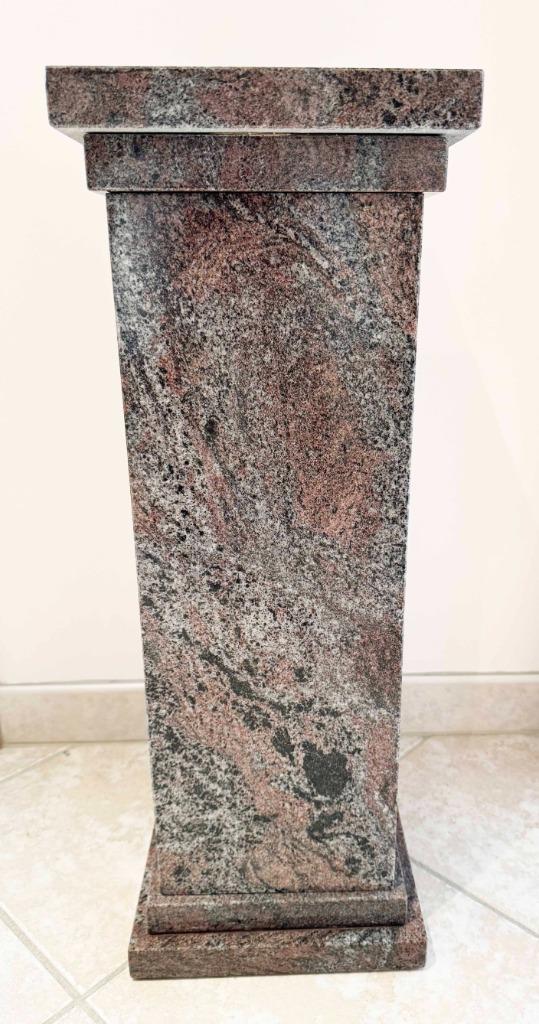Pilaster - pied de stalle in graniet "Paradiso", Huis en Inrichting, Ophalen, Zo goed als nieuw