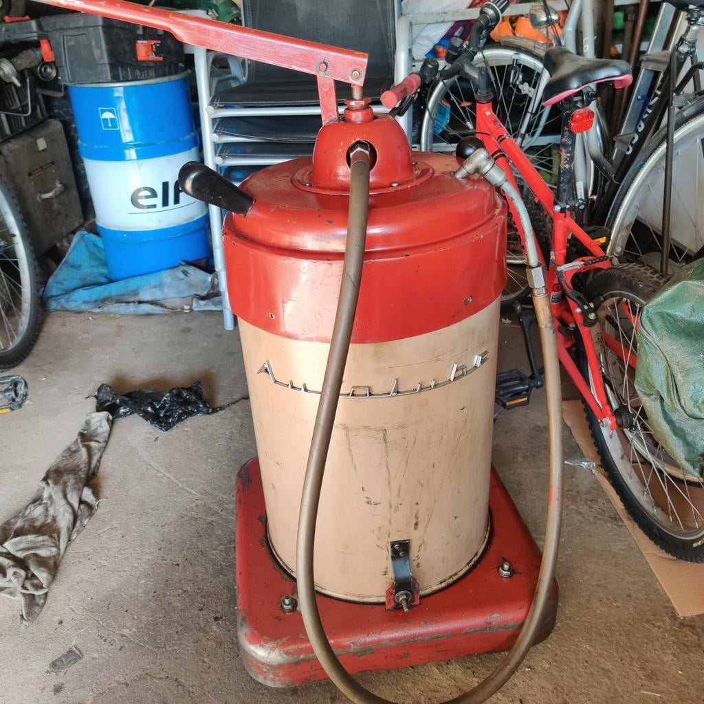 Pompe à graisse, Ophalen