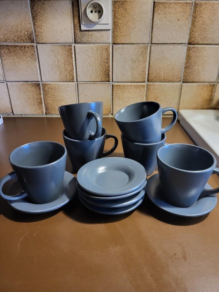 Koffie tassen met bordjes, Uni, Comme neuf, Enlèvement, Porcelaine