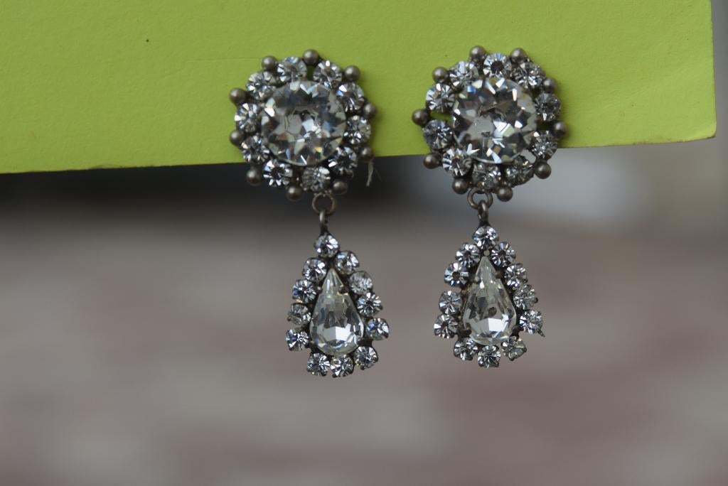 Boucle clips Vintage, Bijoux, Sacs & Beauté, Boucles d'oreilles, Enlèvement ou Envoi, Avec strass, Utilisé, Autres matériaux