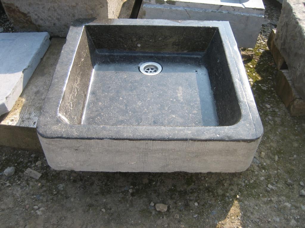 mooie oude donker verzoette gefrijnde arduinen pompbak, Antiek en Kunst, Ophalen