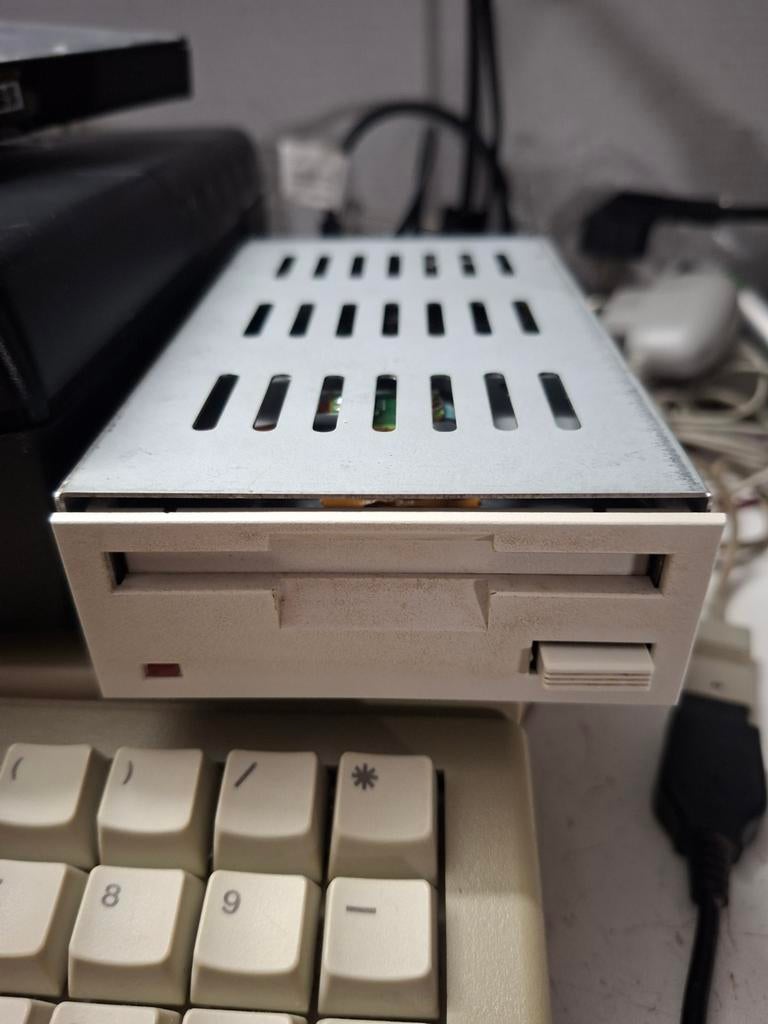 a vendre lecteur pour amastrad 6128 plus, Enlèvement ou Envoi