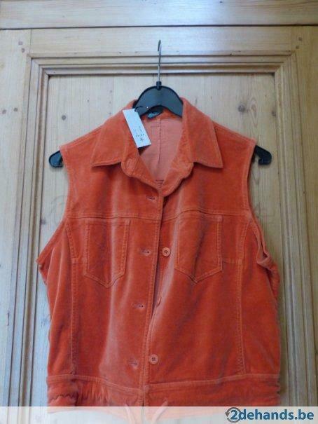 superkoopje nieuwe mouwloze vest van Chine maat 2, Nieuw, Oranje