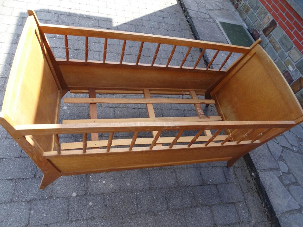 houten kinderbedje vintage, Ophalen, Gebruikt, Overige typen