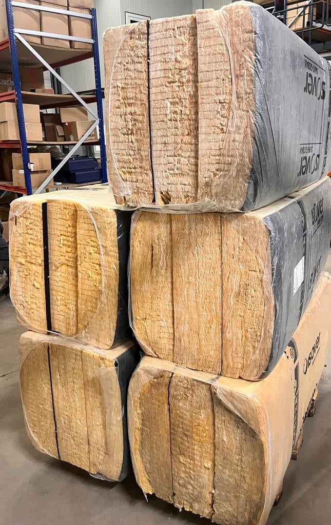 Isover glaswolisolatie Cladipan 31 dikte 200 mm, Ophalen, Zo goed als nieuw, Glaswol