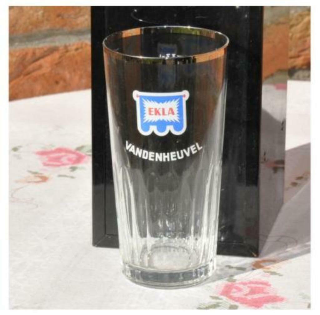 §verre ekla vandenheuvel bord argent, Enlèvement ou Envoi, Comme neuf, Verre ou Verres, Autres marques
