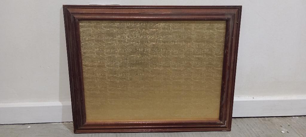 Cadre vide ancien bois mouluré,fond doré,40x30, c16, Maison & Meubles, Enlèvement ou Envoi, Utilisé, Bois