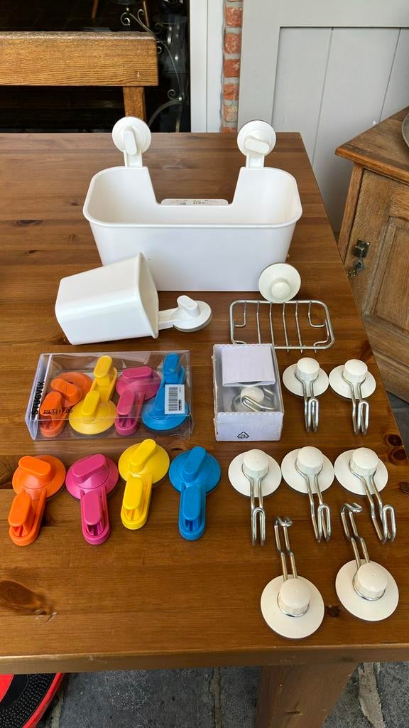 Ikea stugvik immeln tisken zuignaphaken zuignappen, Ophalen of Verzenden, Zo goed als nieuw