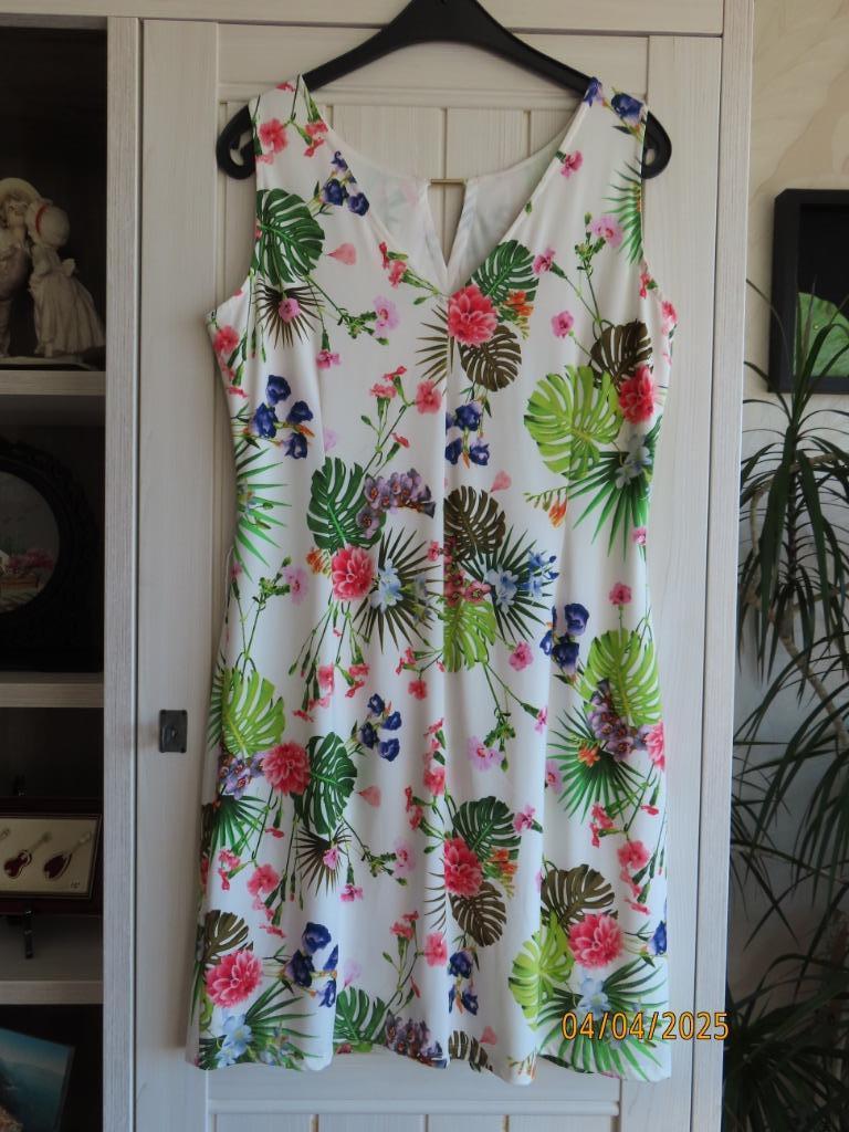 Zomers kleedje van K-Design - Maat XL, Kleding | Dames, Jurken, Zo goed als nieuw, Maat 42/44 (L), Wit, Boven de knie, Ophalen of Verzenden