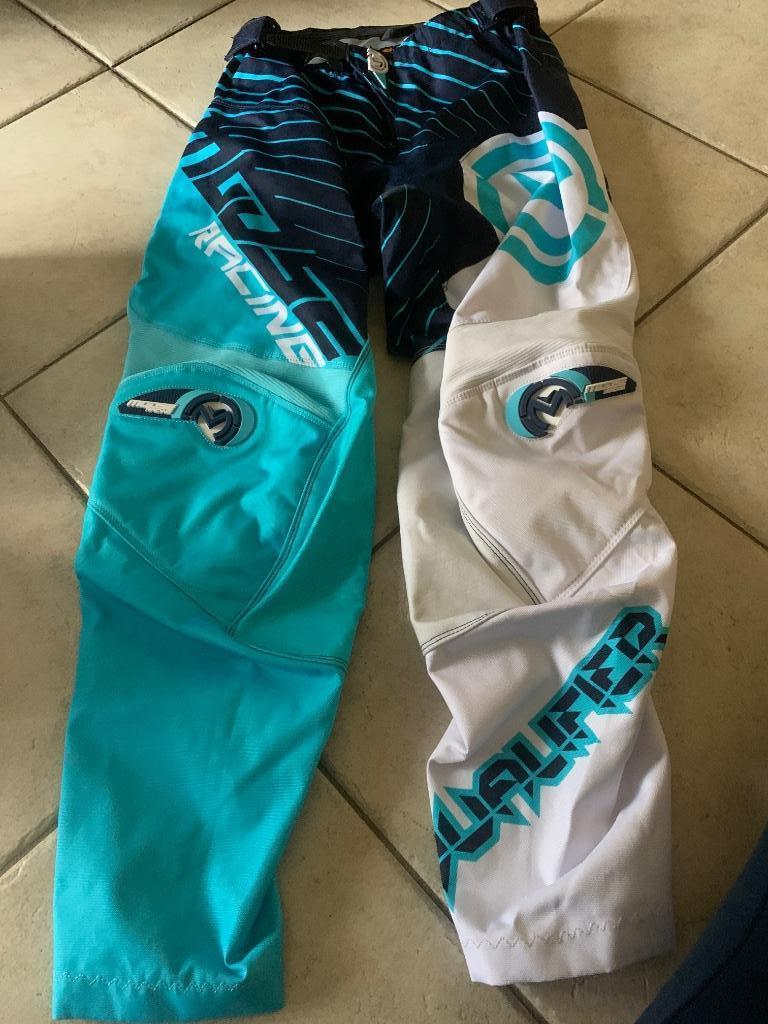 Crossbroek voor motor, Motoren, Kleding | Motorkleding, Ophalen