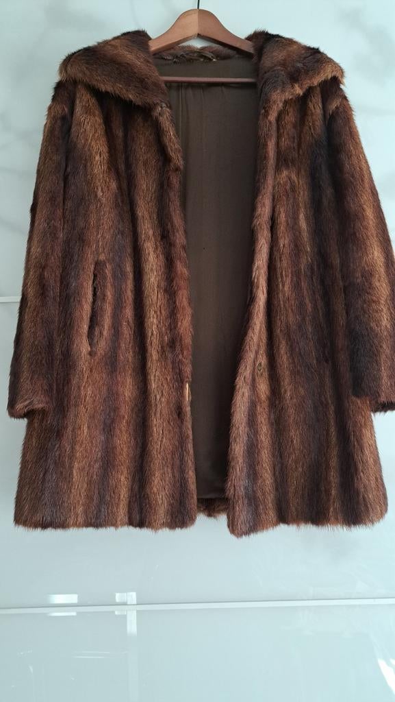 Manteau fourure, Bricolage & Construction, Enlèvement ou Envoi, Comme neuf