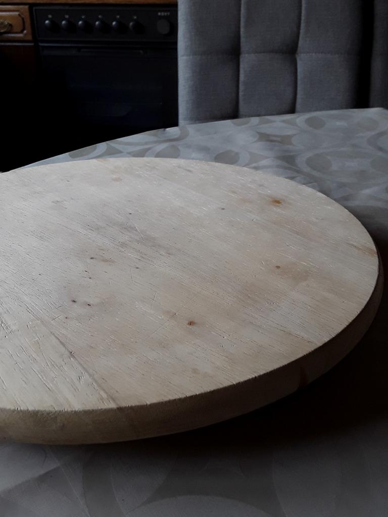 PLAQUE TOURNANTE POUR LE FROMAGE ET LES SNACKS À VENDRE À ER, Enlèvement