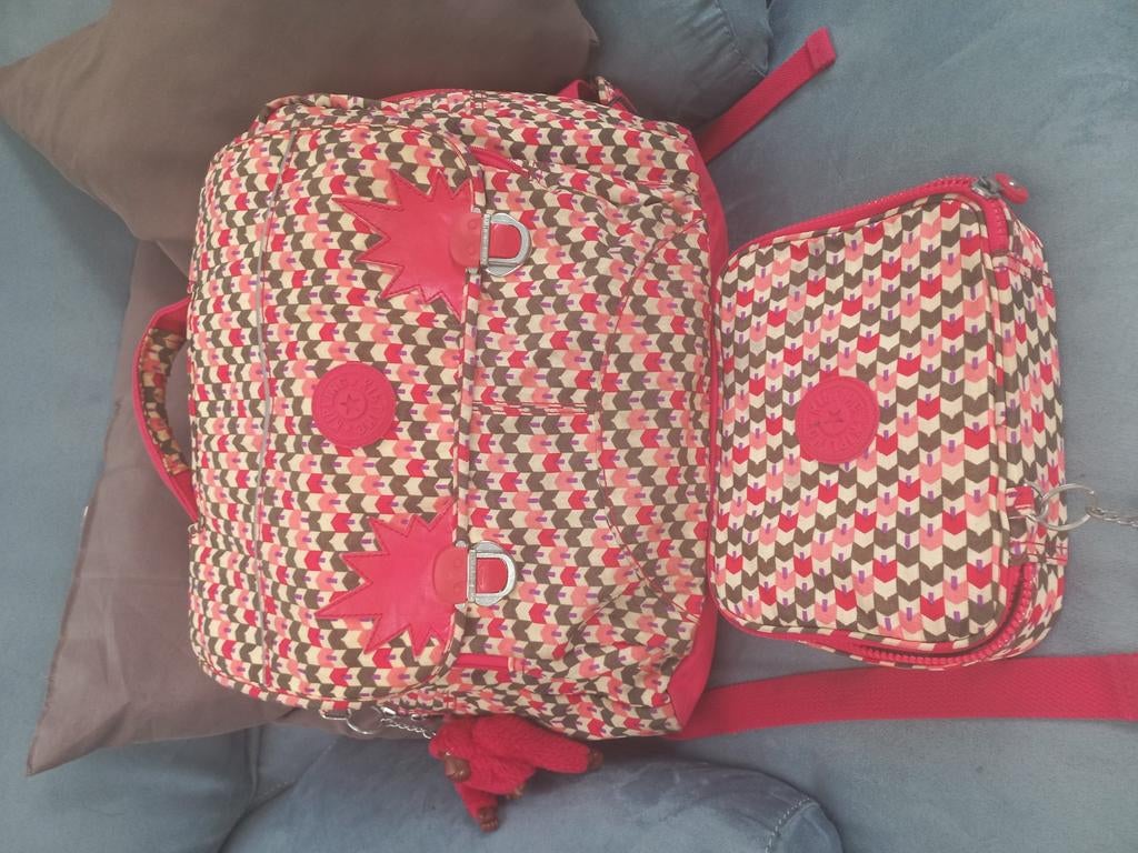 Joli cartable Kipling avec son plumier, Enlèvement ou Envoi, Comme neuf