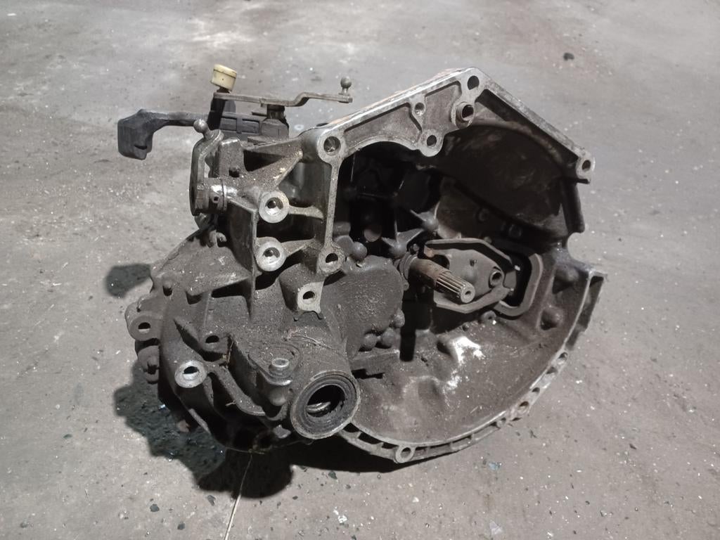 Peugeot 207 1.4i KFV 20CQ65 Versnellingsbak, Gebruikt, Citroën, ., Ophalen of Verzenden