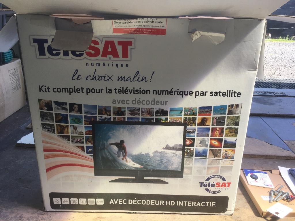 Pack telesat, Enlèvement