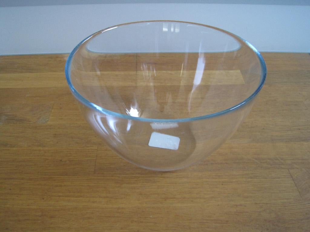 Glazen kom diameter 17,5 cm, Ophalen of Verzenden, Gebruikt, Glas, Schaal of Schalen