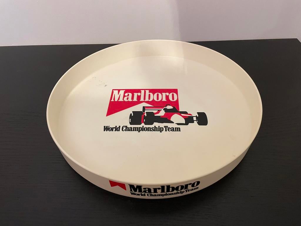MARLBORO dienblad - F1 World Championship Team, Huis en Inrichting, Ophalen, Zo goed als nieuw