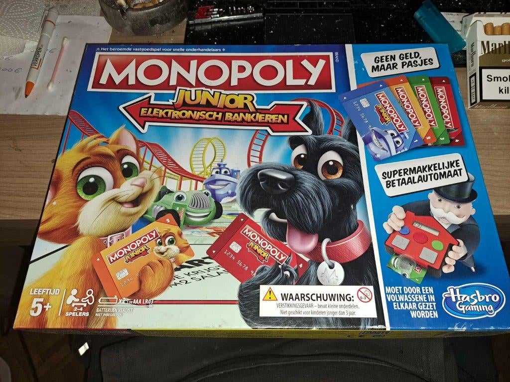 Monopoly Elektronisch Bankieren Junior, Drie of vier spelers, Ophalen of Verzenden, Zo goed als nieuw