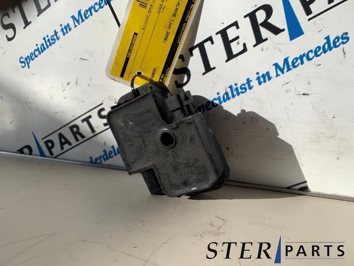 Bobine d'un Mercedes E-Klasse, Enlèvement ou Envoi, 3 mois de garantie, Utilisé, Mercedes-Benz