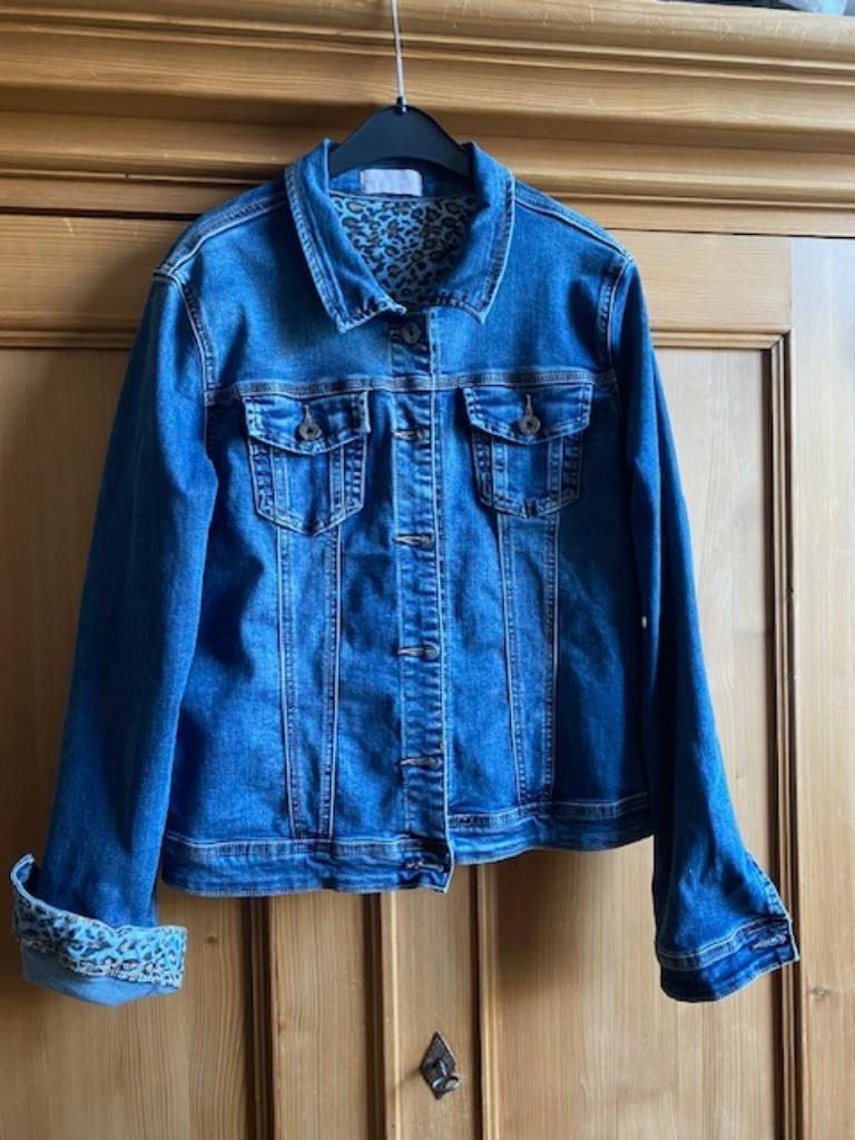 Veste en Jeans T38, Vêtements | Femmes, Taille 38/40 (M), Enlèvement ou Envoi, Cassis, Comme neuf