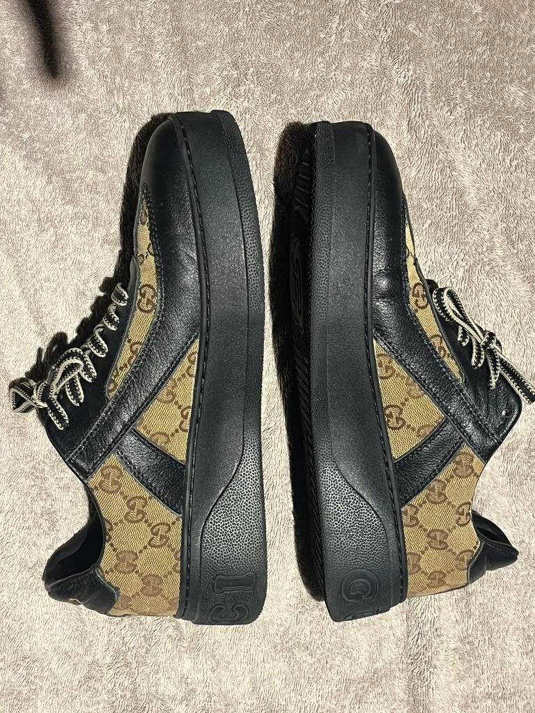 Gucci, Enlèvement, Comme neuf