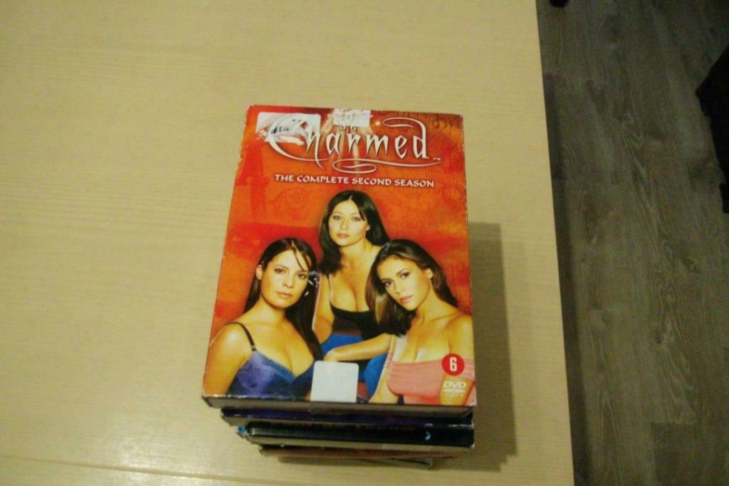 charmed  6 dvd's, Cd's en Dvd's, Dvd's | Tv en Series, Ophalen