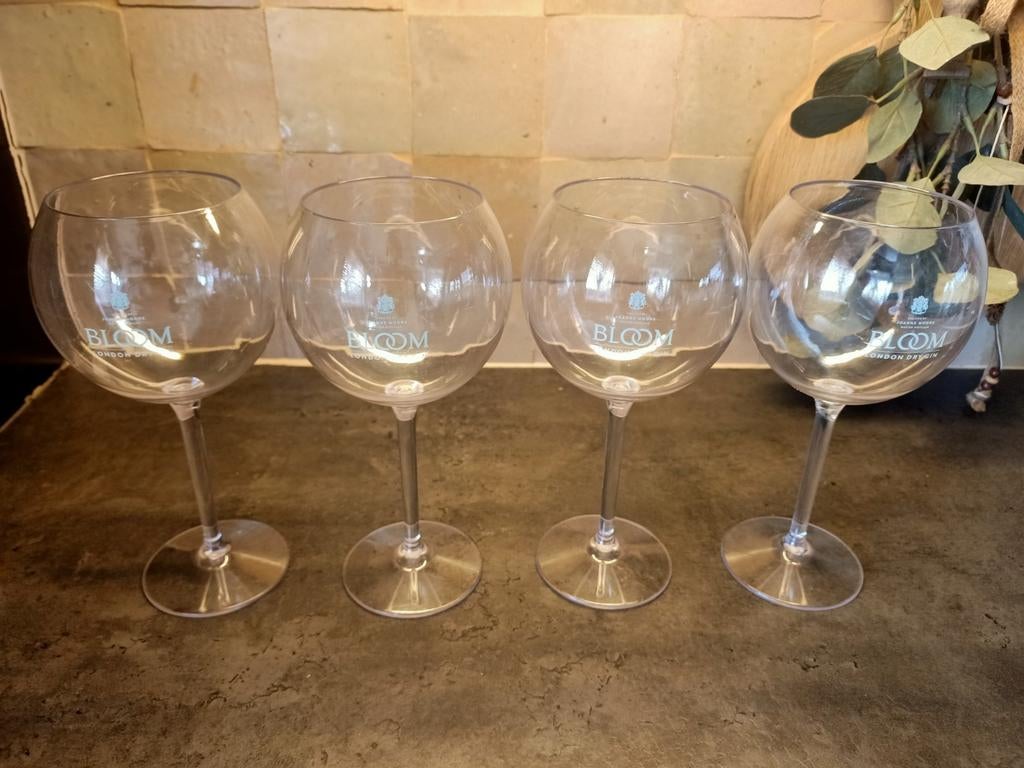 4 gin tonic glazen BLOOM, Ophalen of Verzenden, Zo goed als nieuw