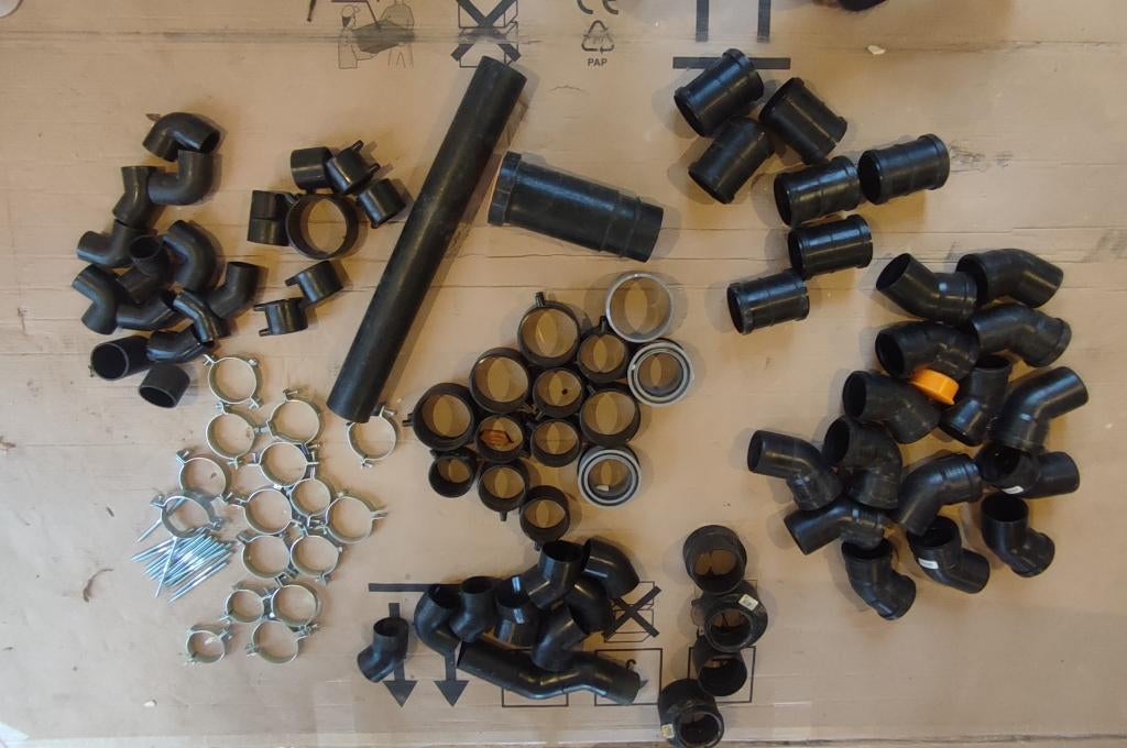 Set afvoerleidingen en buisklemmen, Ophalen, Nieuw, PVC, Afvoer