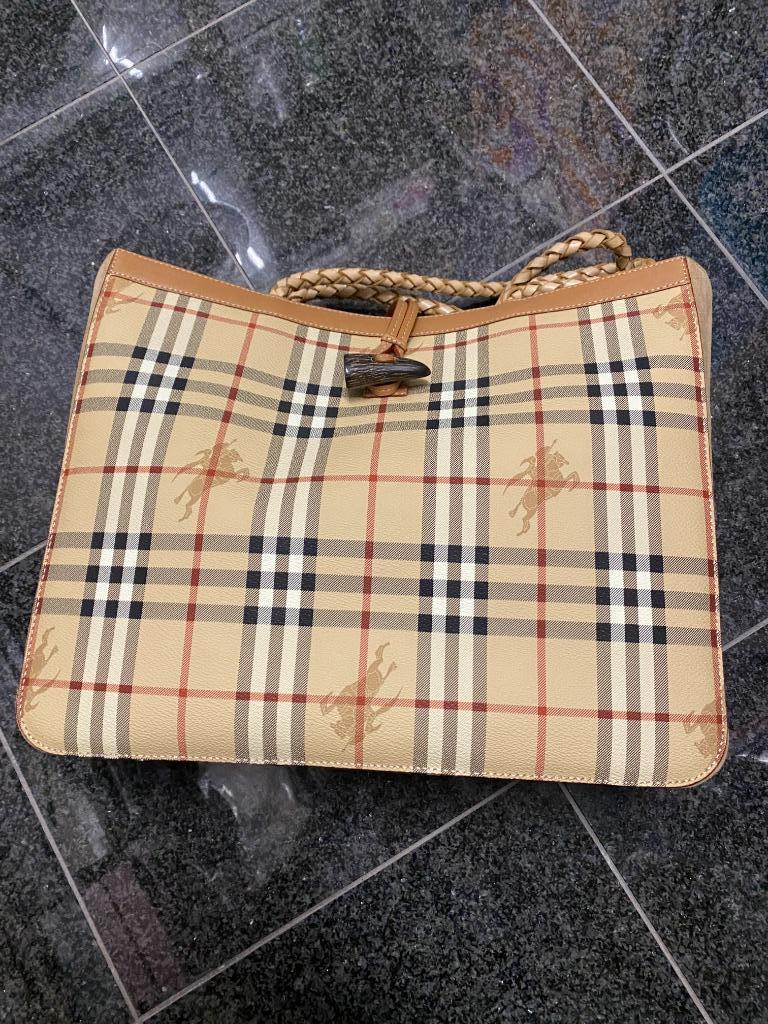 Très beau sac à main Burberry, état neuf !, Enlèvement, Neuf, Beige, Sac à main