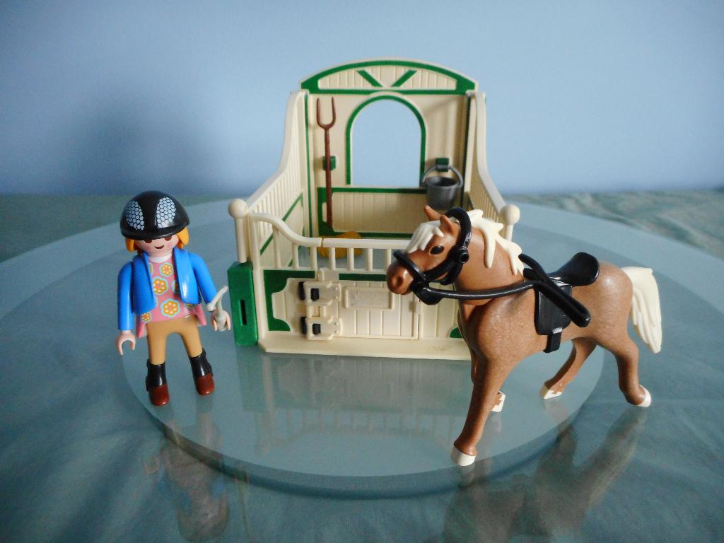 Playmobil - Paardenstal en amazone, Enlèvement ou Envoi, Comme neuf, Playmobil en vrac