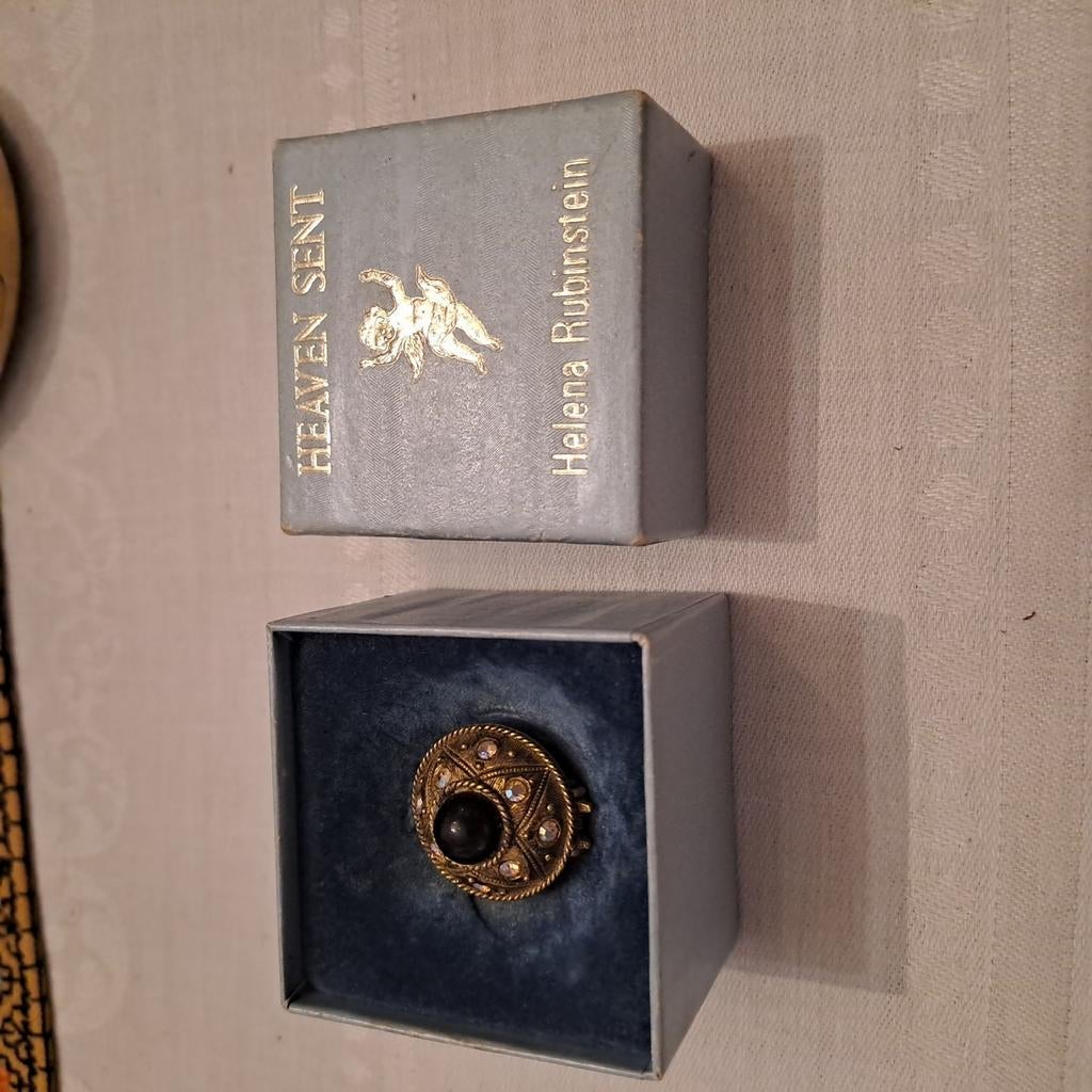 Ring Helena Rubinstein, Ophalen of Verzenden, Zo goed als nieuw
