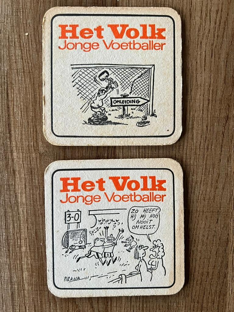 Bierviltjes HET VOLK / jonge voetballer, Verzamelen, Biermerken, Ophalen of Verzenden, Zo goed als nieuw, Viltje(s), Overige merken