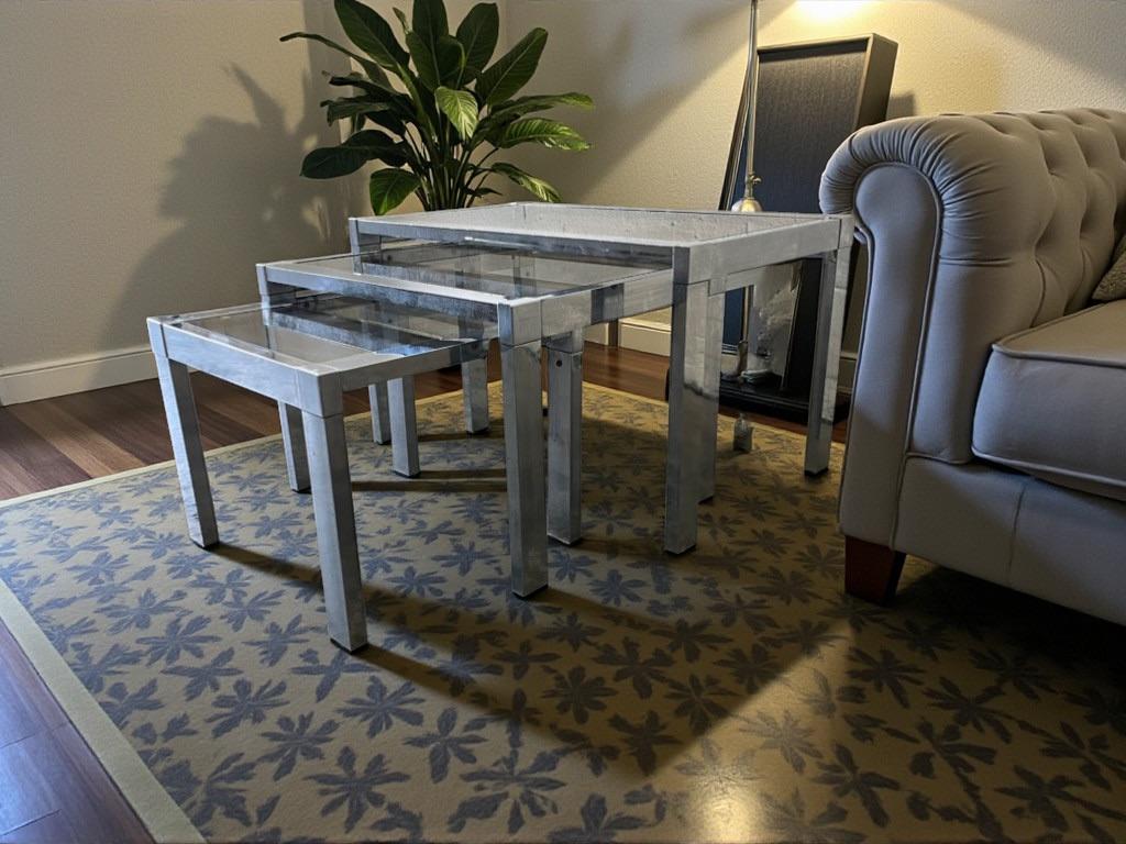 ensemble de 3 tables gigognes et tables d'appoint vintage, Enlèvement ou Envoi