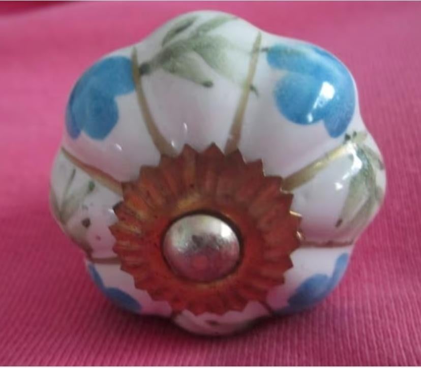 POIGNEE - BOUTONS DE PORTE / TIROIR DE MEUBLE EN PORCELAINE, Maison & Meubles, Enlèvement ou Envoi, Neuf