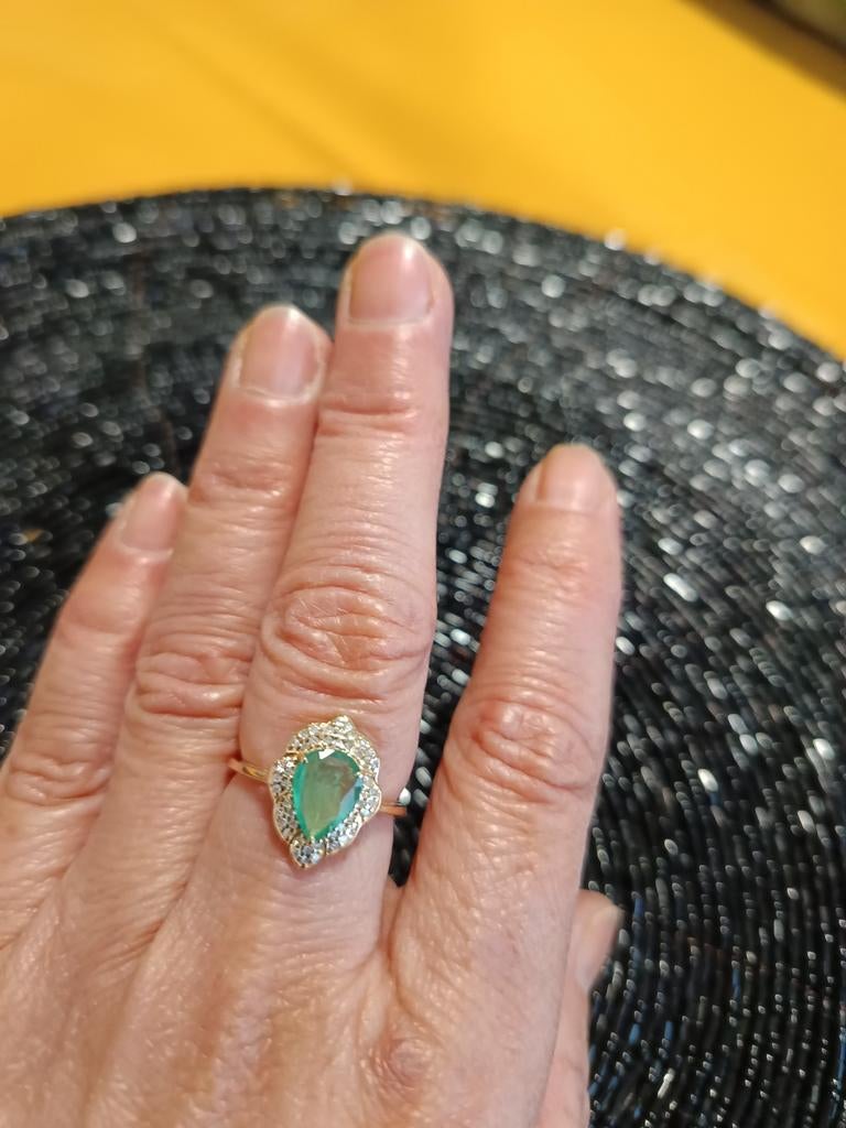 14k ring with real emerald and diamonds, Ophalen of Verzenden