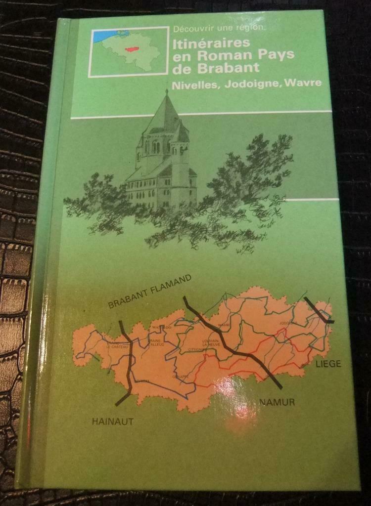 Itinéraires en Roman Pays de Brabant,Nivelles,Jodoigne,Wavre, Editions Artis-Historia, Ophalen of Verzenden, Zo goed als nieuw