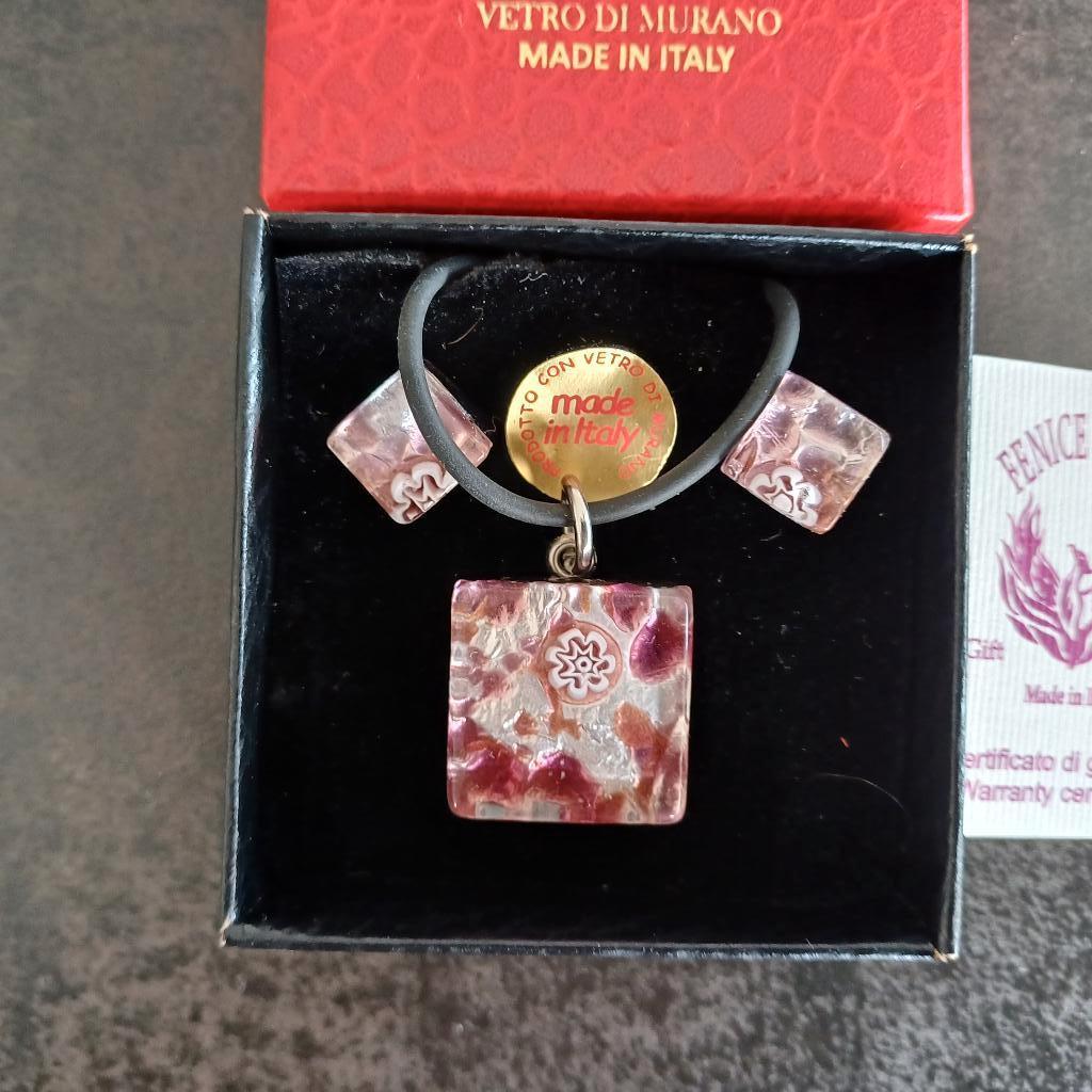 Murano Glas Hanger met bijpassende oorstekers, Handtassen en Accessoires, Oorbellen, Ophalen of Verzenden, Nieuw, Roze, Glas