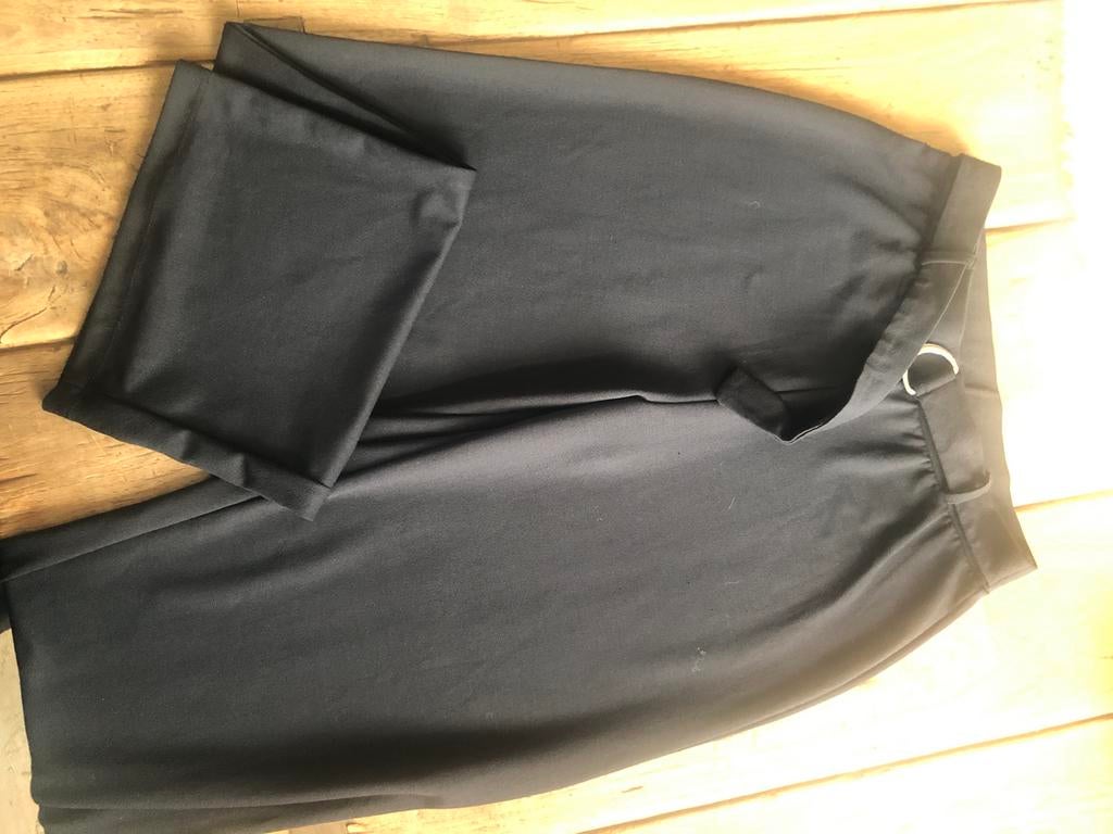 Zwarte broek, Medium, Ophalen of Verzenden, Zo goed als nieuw